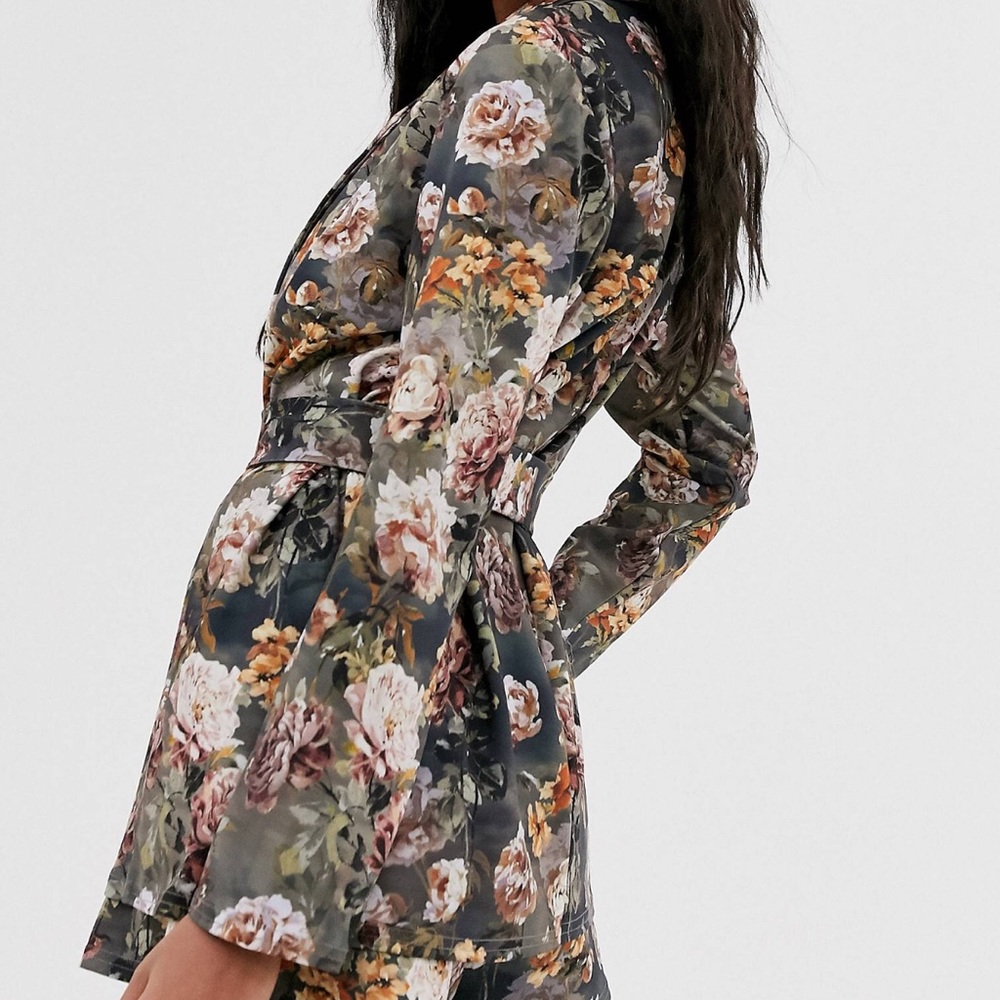 Nᴡᴛ ASOS Tɪᴇ-Wᴀɪsᴛ Jᴇʀsᴇʏ Sᴜɪᴛ Bʟᴀᴢᴇʀ ɪɴ Fʟᴏʀᴀʟ Pʀɪɴᴛ - Picture 2 of 6